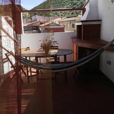 Luminoso Con Terrazza *